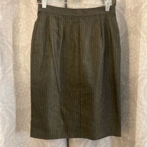 Classiques Entier Grey Pinstripe Skirt